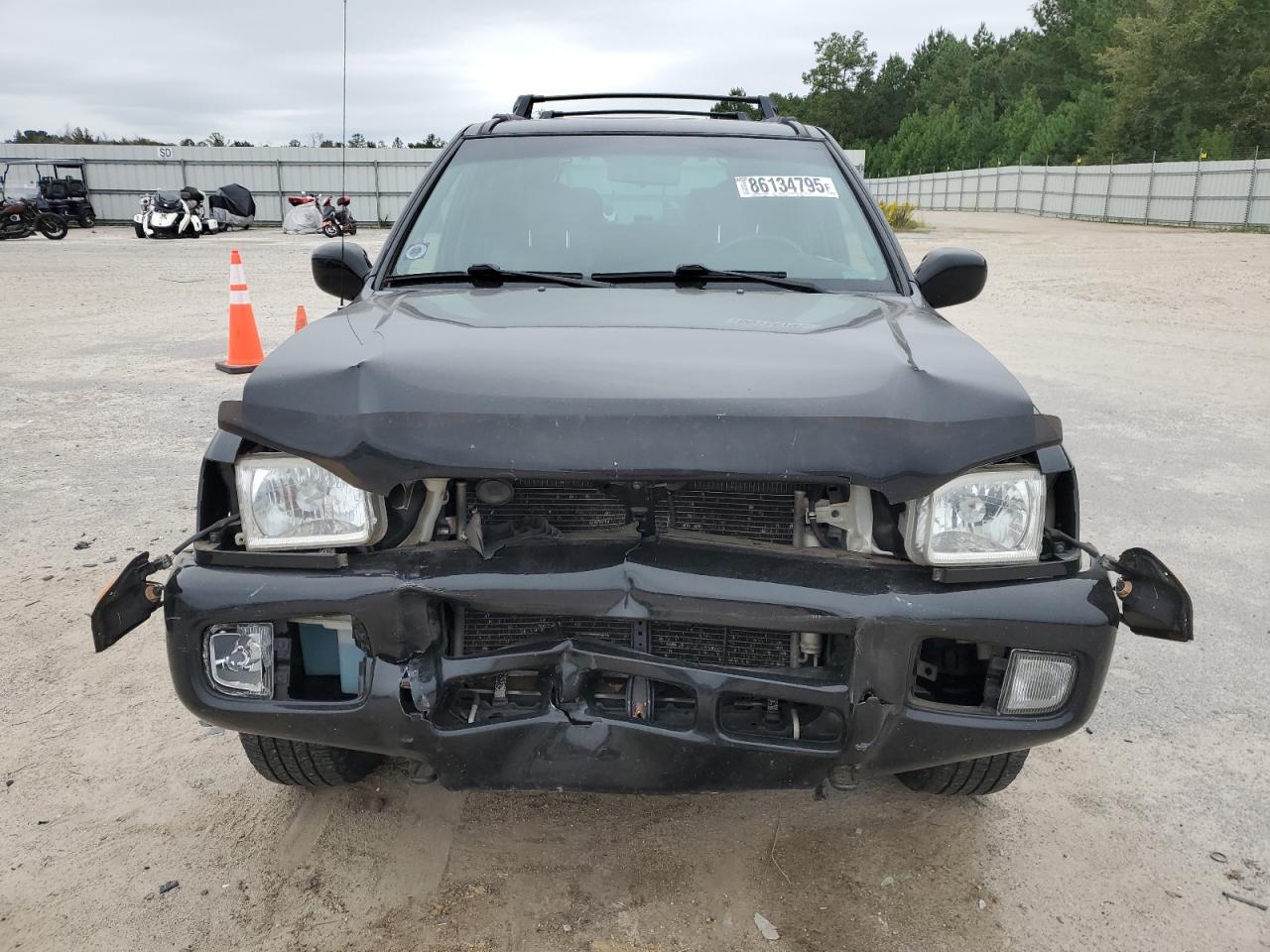Lot #3269869712 2002 NISSAN PATHFINDER LE