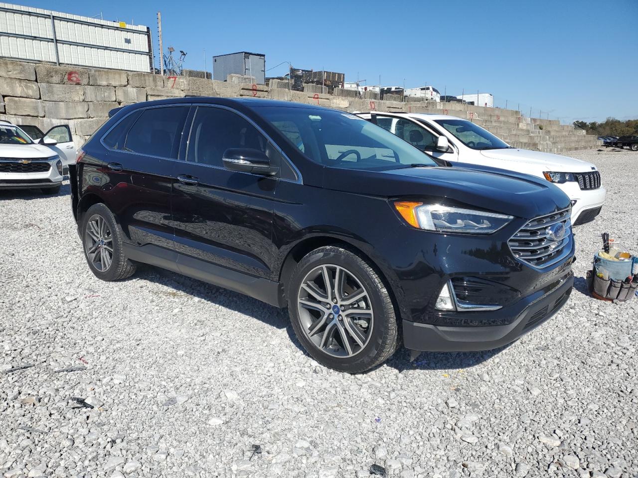 FORD EDGE TITANIUM