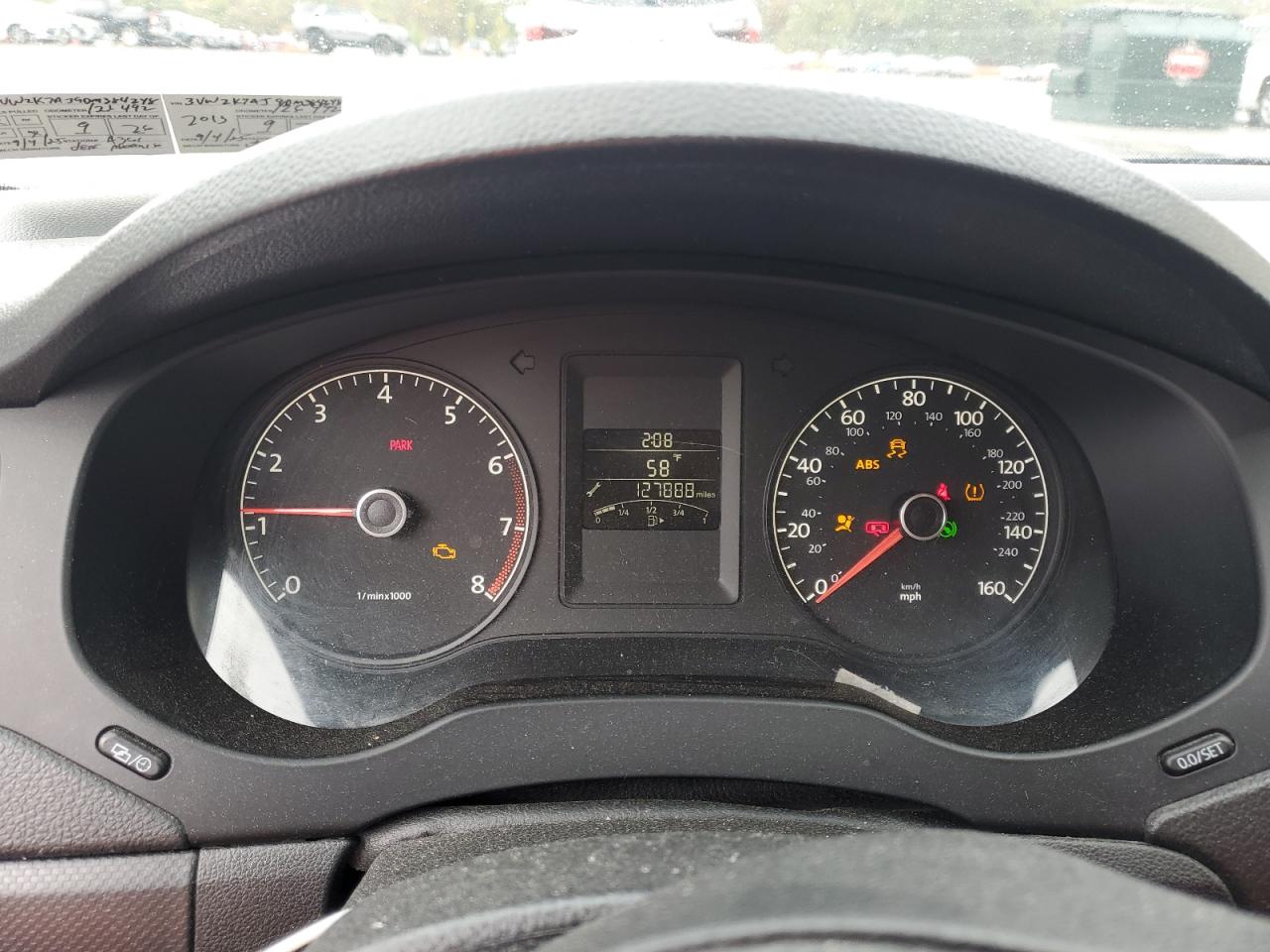 VOLKSWAGEN JETTA BASE