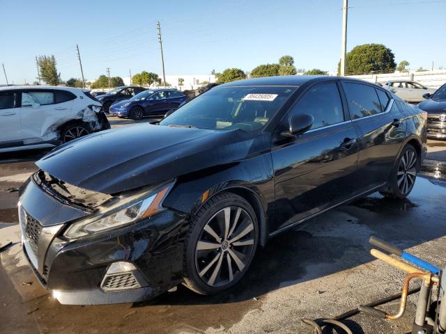NISSAN ALTIMA SR