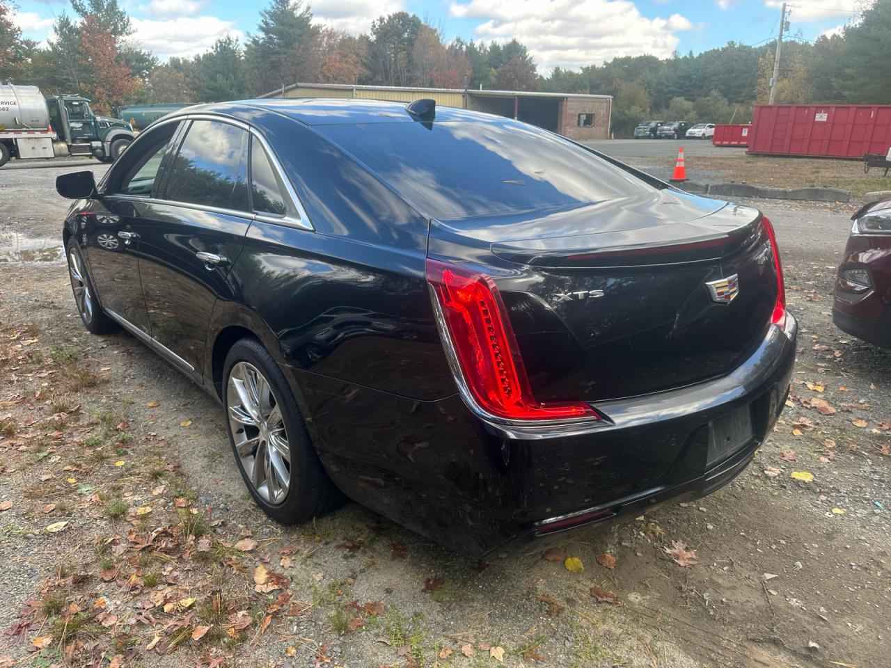CADILLAC XTS