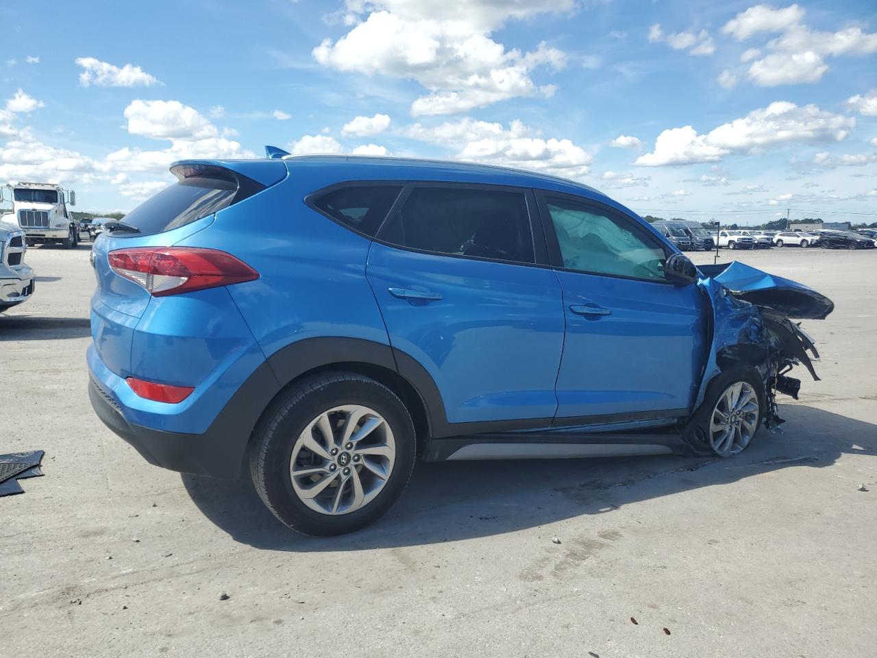 HYUNDAI TUCSON SEL