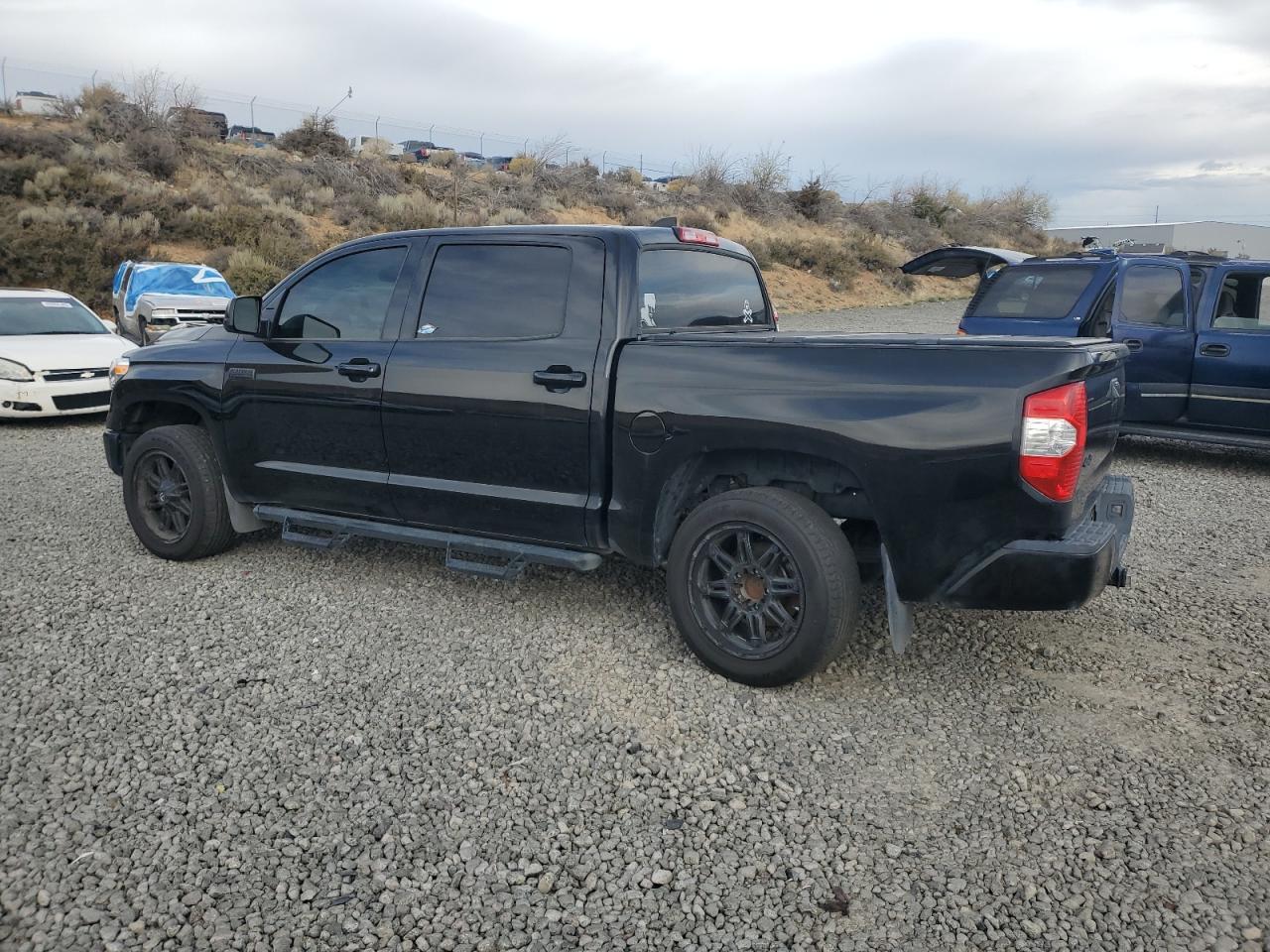 TOYOTA TUNDRA CREWMAX 1794