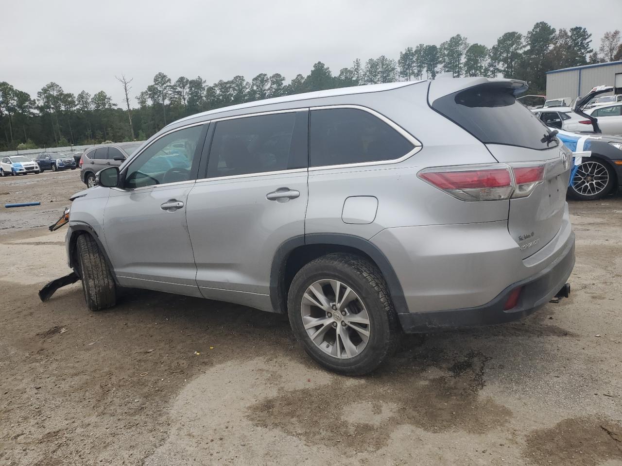 TOYOTA HIGHLANDER XLE