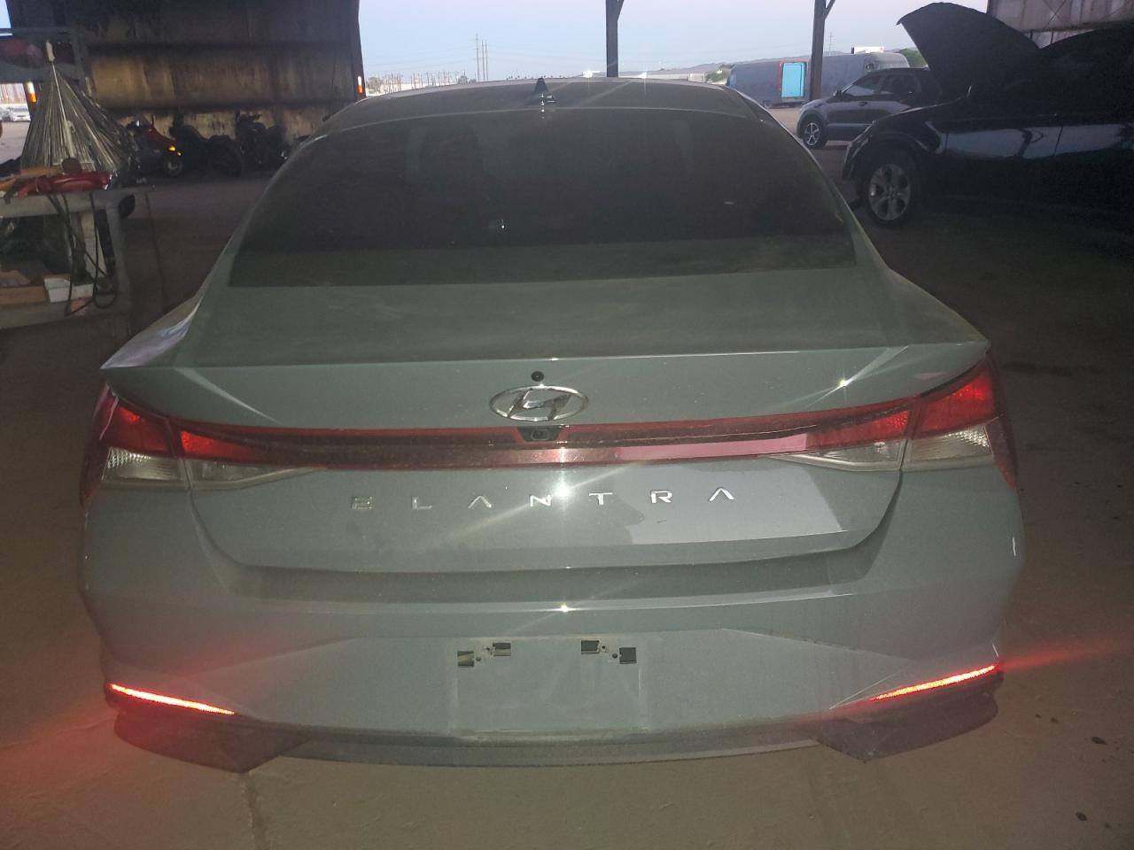 HYUNDAI ELANTRA SEL