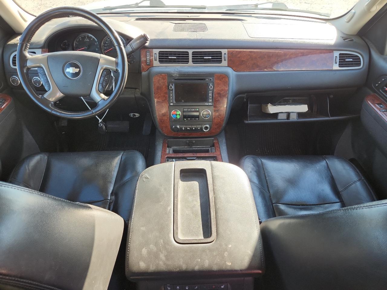 CHEVROLET SUBURBAN K1500 LTZ