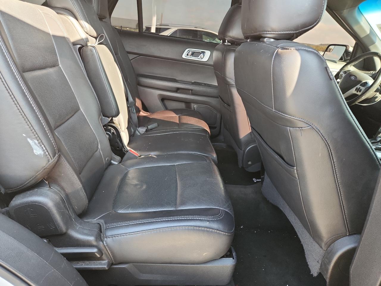 FORD EXPLORER LIMITED