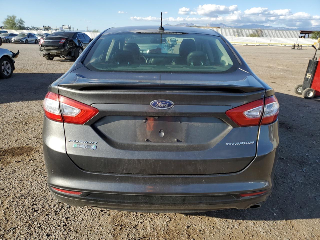 FORD FUSION TITANIUM PHEV