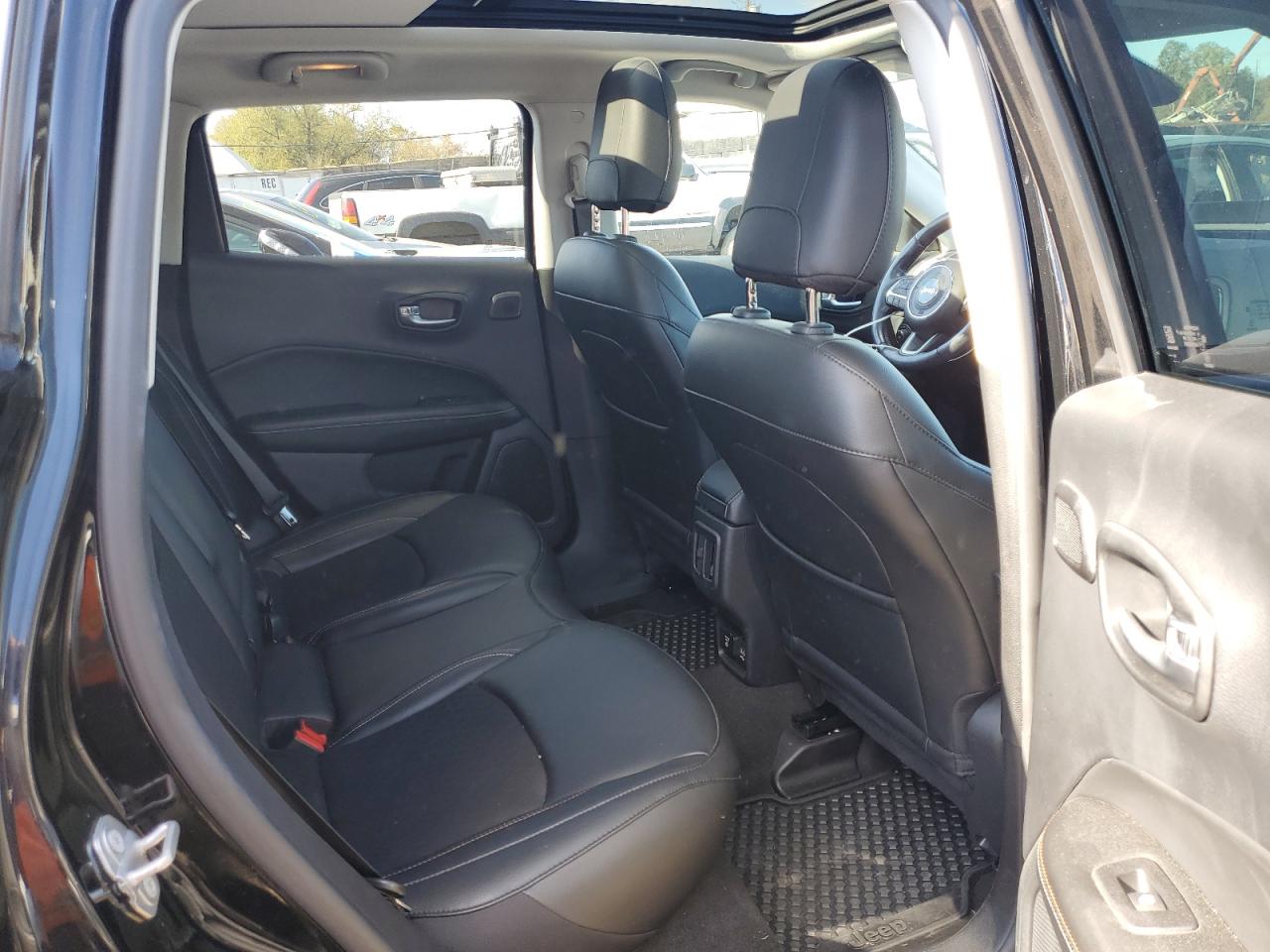 JEEP COMPASS LATITUDE