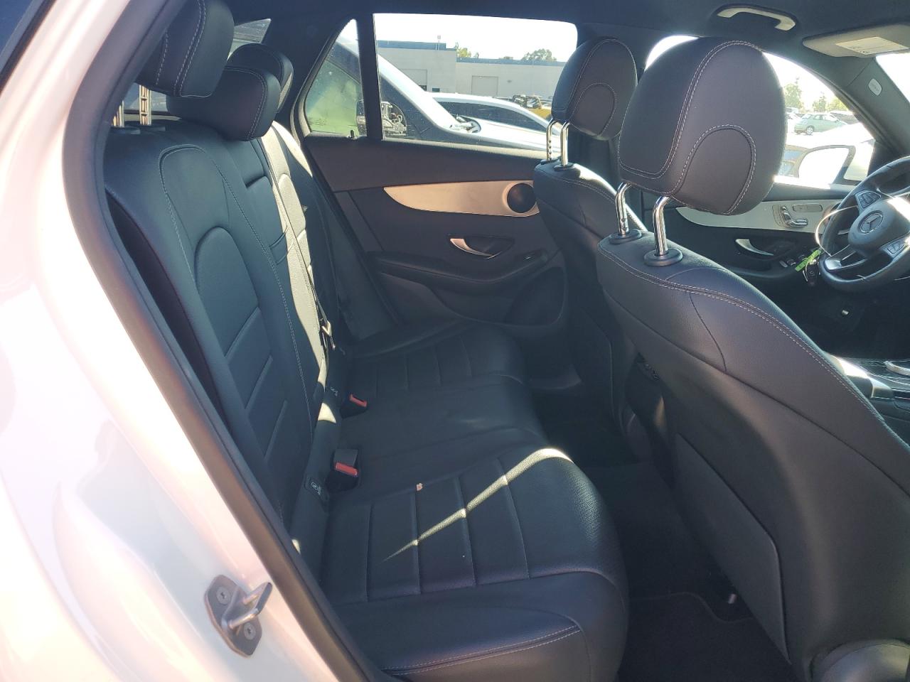 MERCEDES-BENZ GLC-CLASS 300