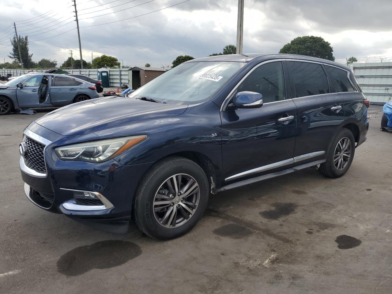 INFINITI QX60 LUXE