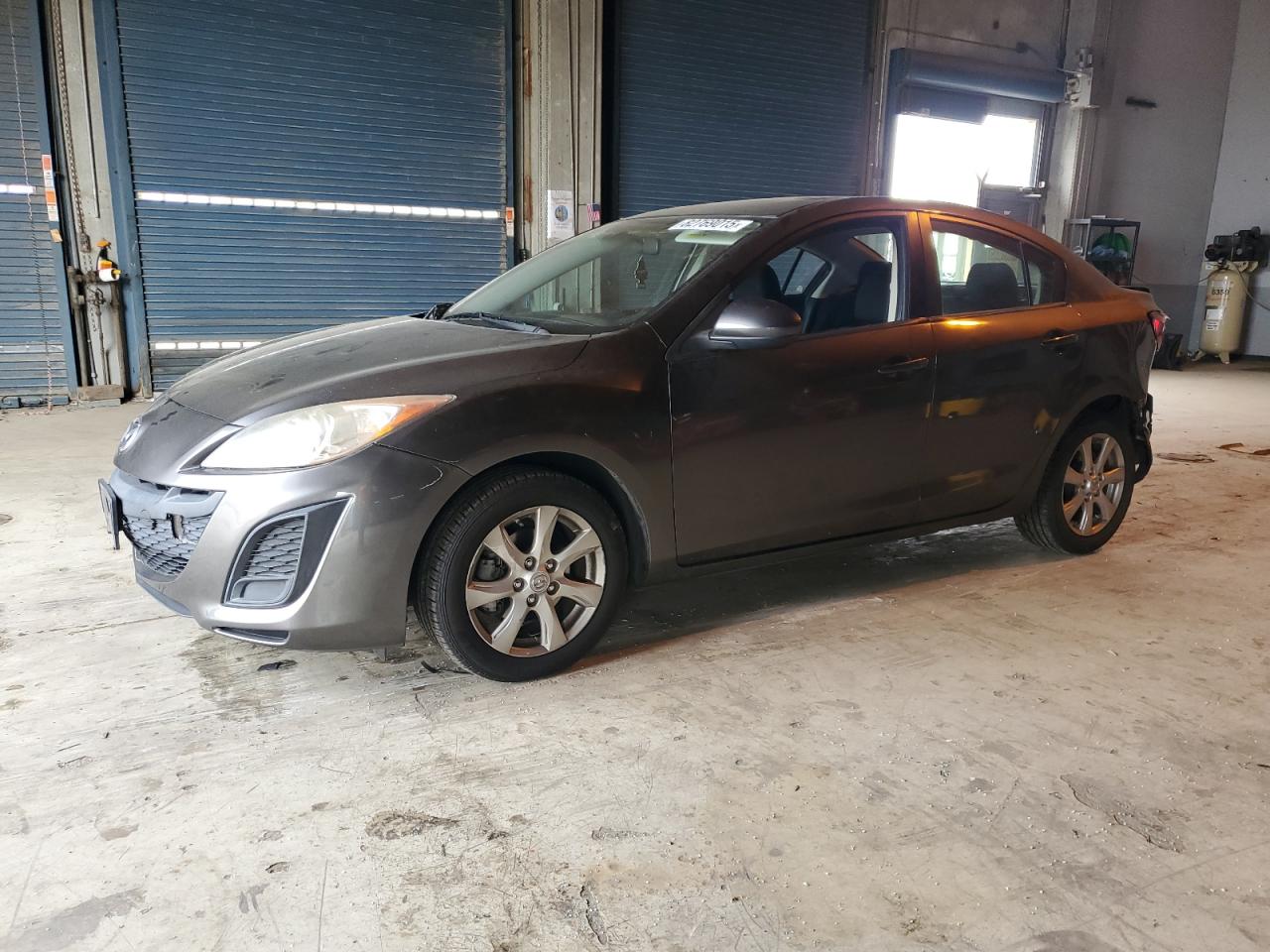 MAZDA 3 I