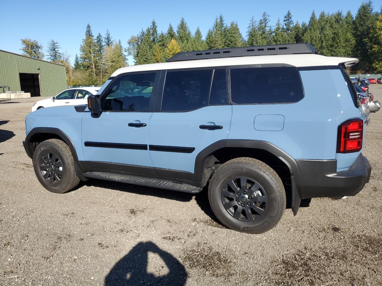 TOYOTA LAND CRUISER BASE