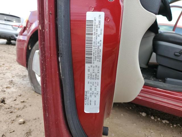 2015 CHRYSLER TOWN & COU - 2C4RC1BG2FR739402