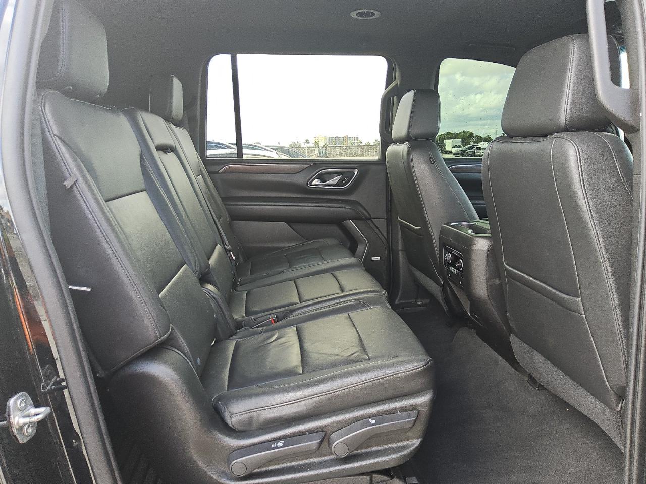 CHEVROLET SUBURBAN K1500 LT