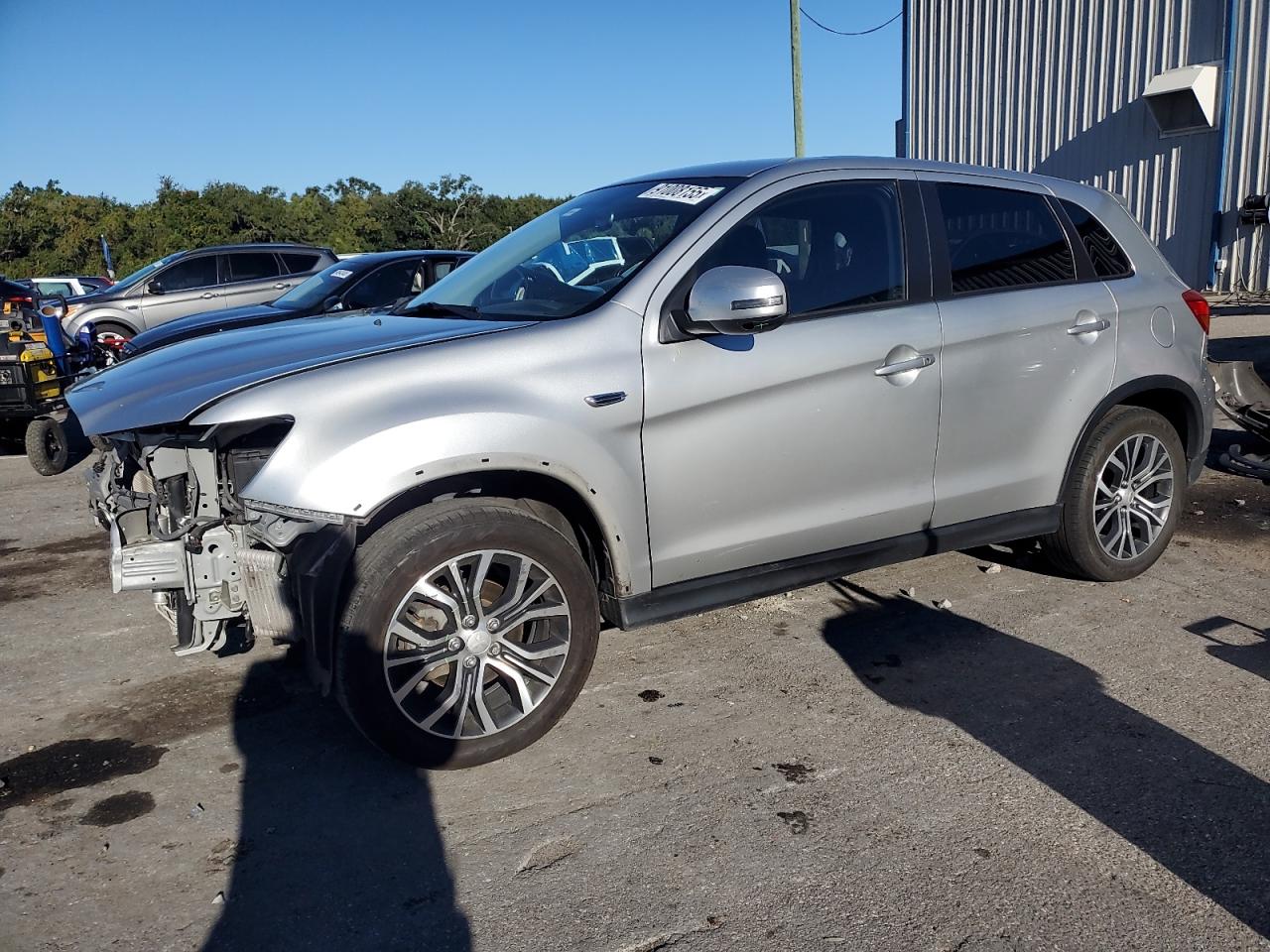 MITSUBISHI OUTLANDER ES