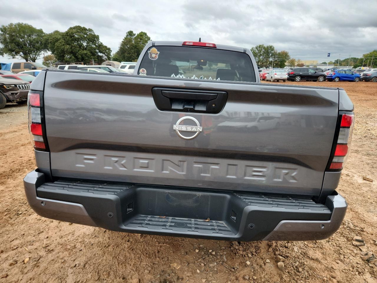 NISSAN FRONTIER S