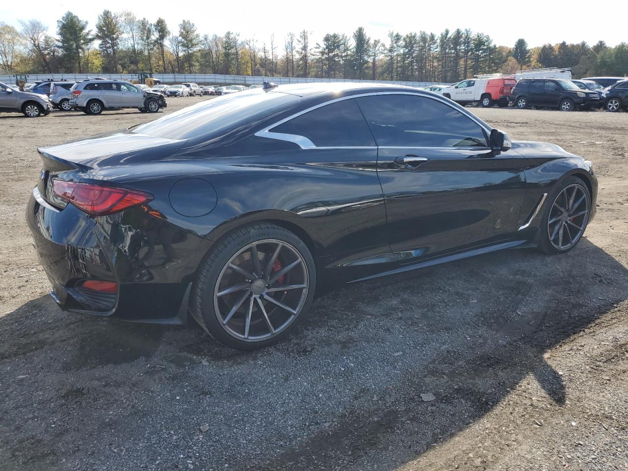 INFINITI Q60 RED SPORT 400