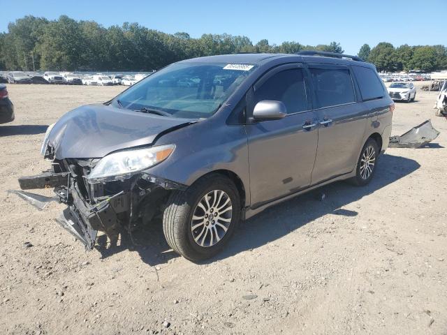 2018 TOYOTA SIENNA XLE #3297866777