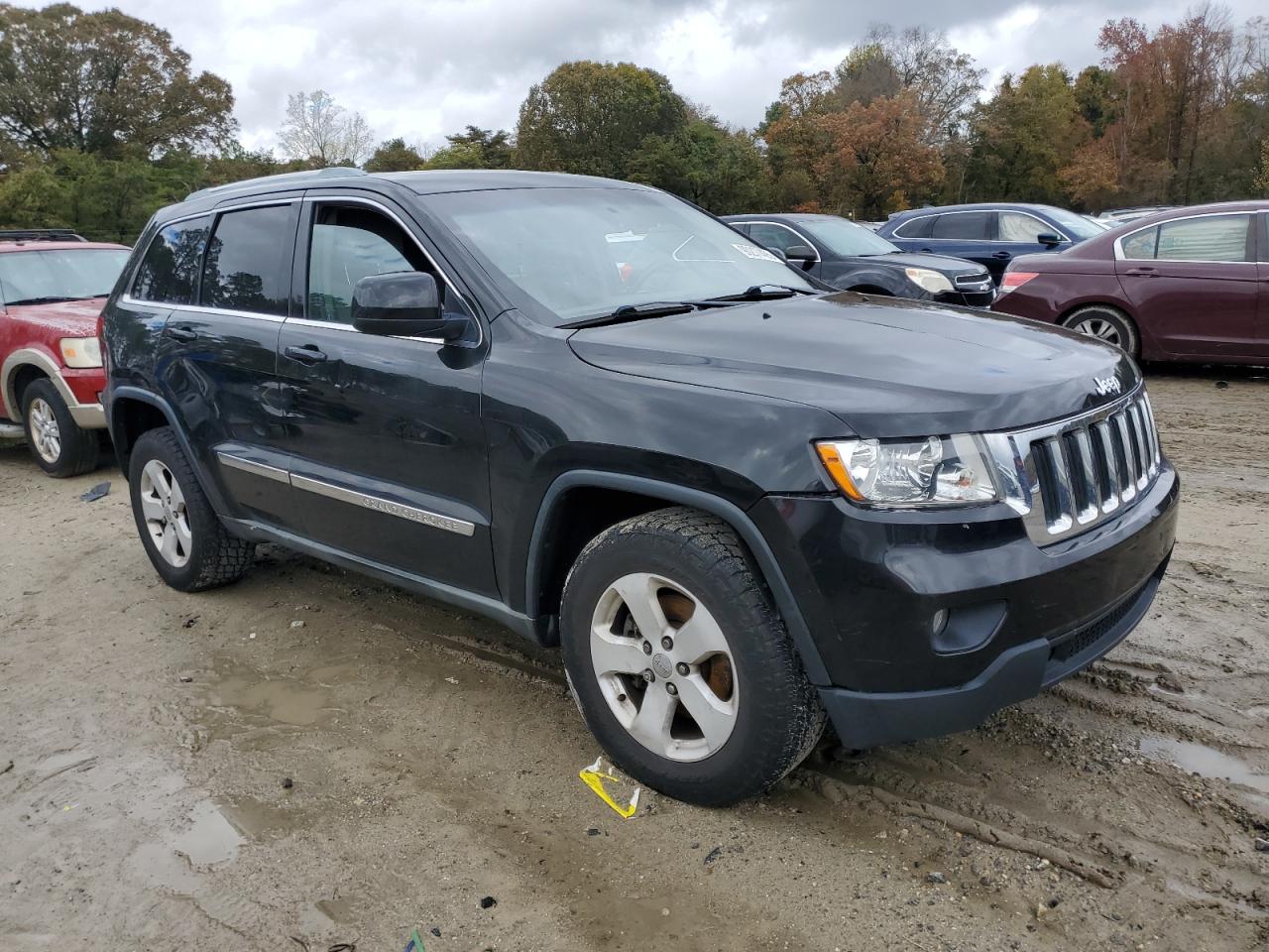JEEP GRAND CHEROKEE LAREDO