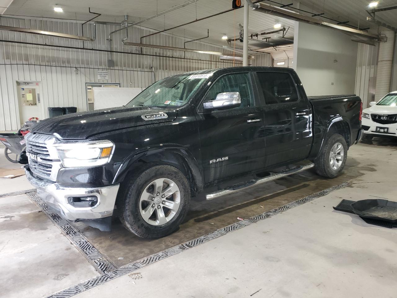 RAM 1500 LARAMIE