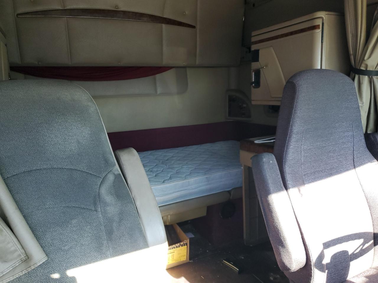 Lot #3268951219 2007 INTERNATIONAL 9400 9400I