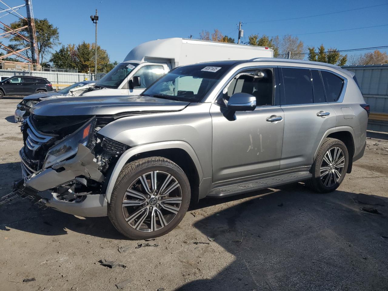 LEXUS LX 600 BASE