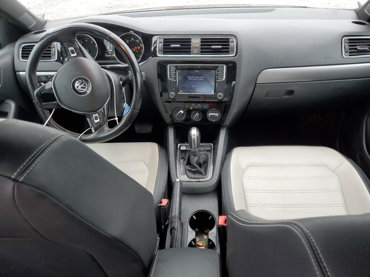 VOLKSWAGEN JETTA SPORT