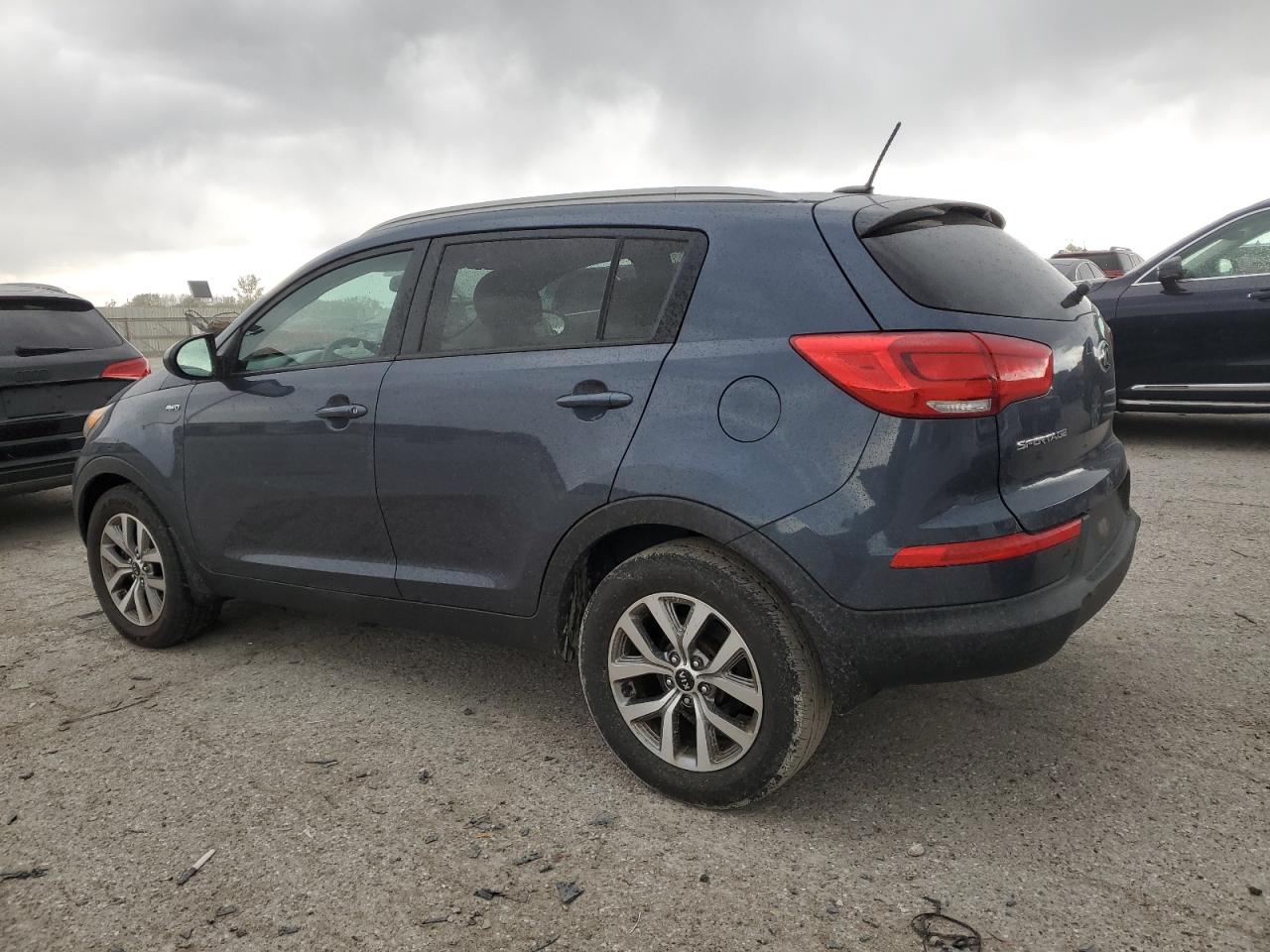 KIA SPORTAGE LX