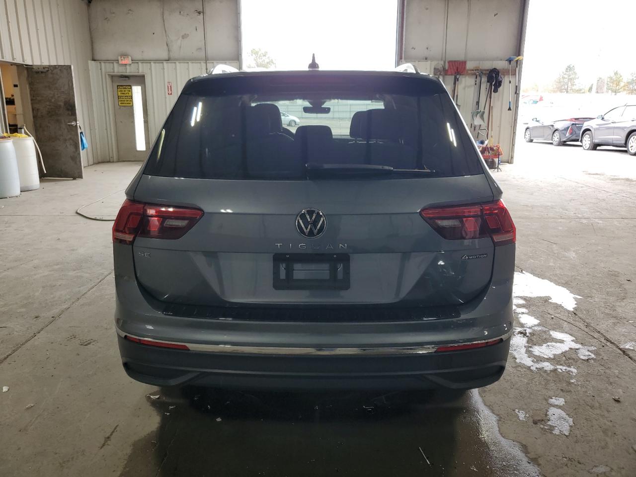 VOLKSWAGEN TIGUAN SE