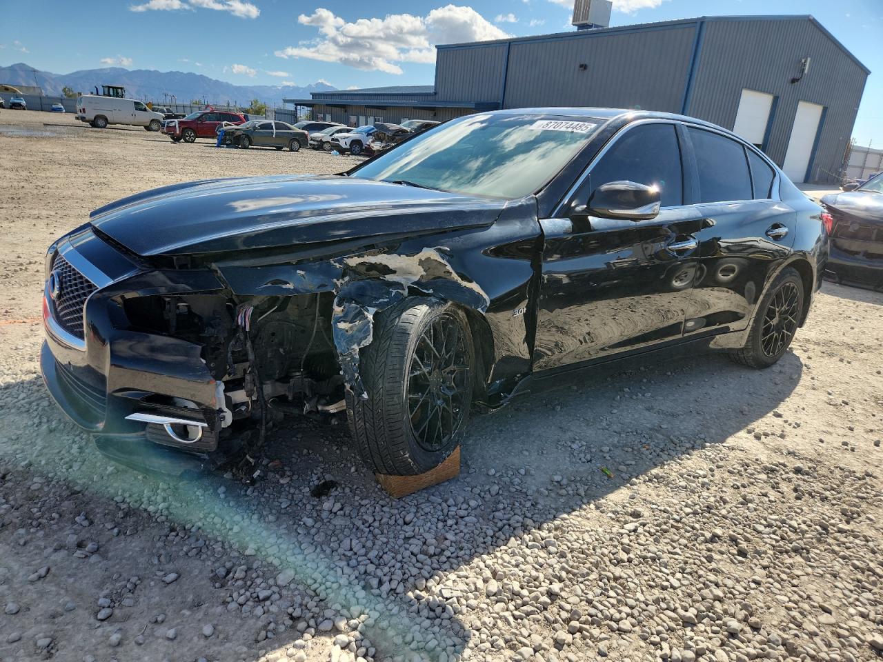 INFINITI Q50 PREMIUM