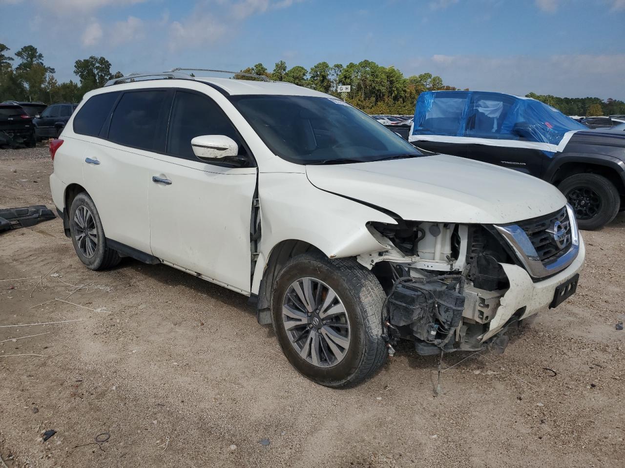 NISSAN PATHFINDER SV