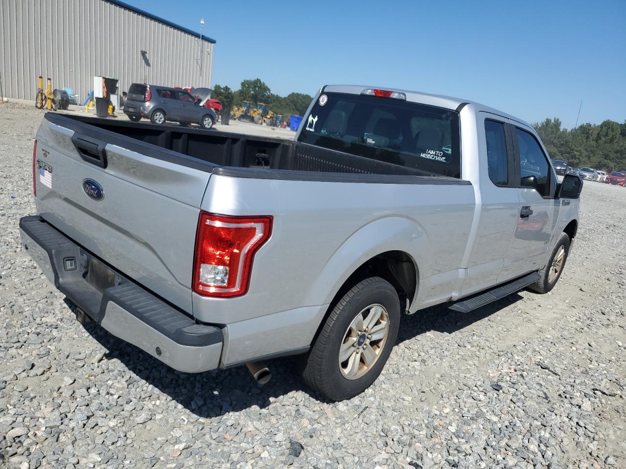 FORD F-150 SUPER CAB