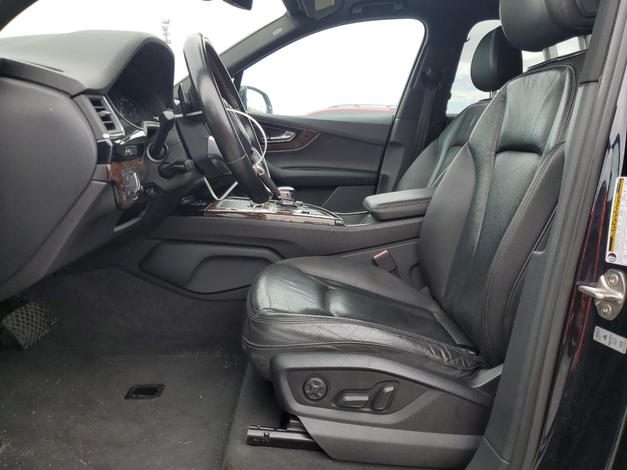 AUDI Q7 PREMIUM PLUS