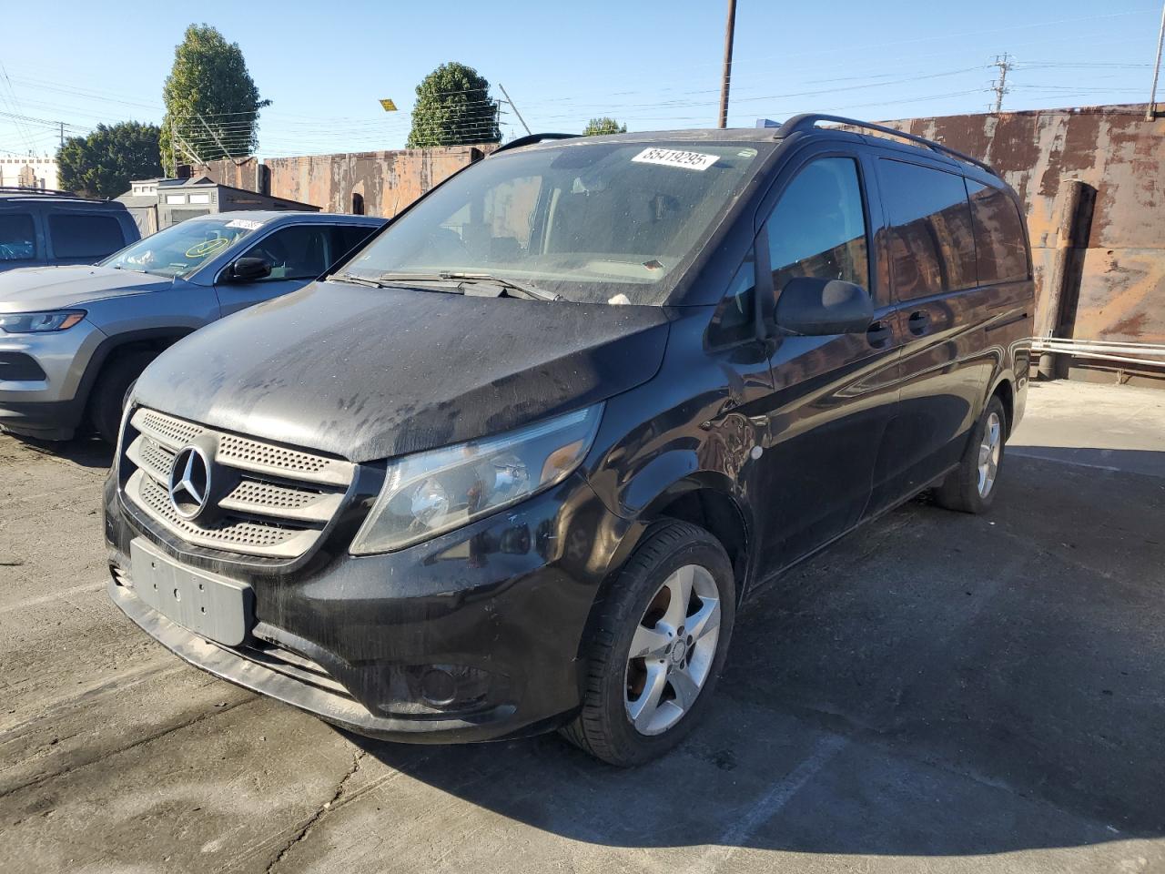 MERCEDES-BENZ METRIS