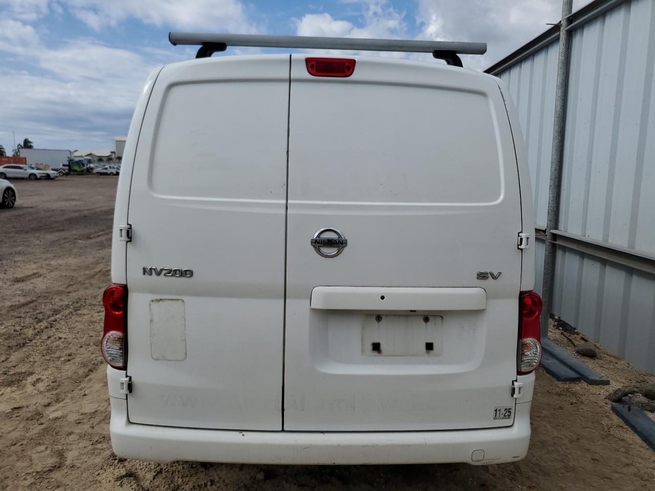 NISSAN NV200 2.5S