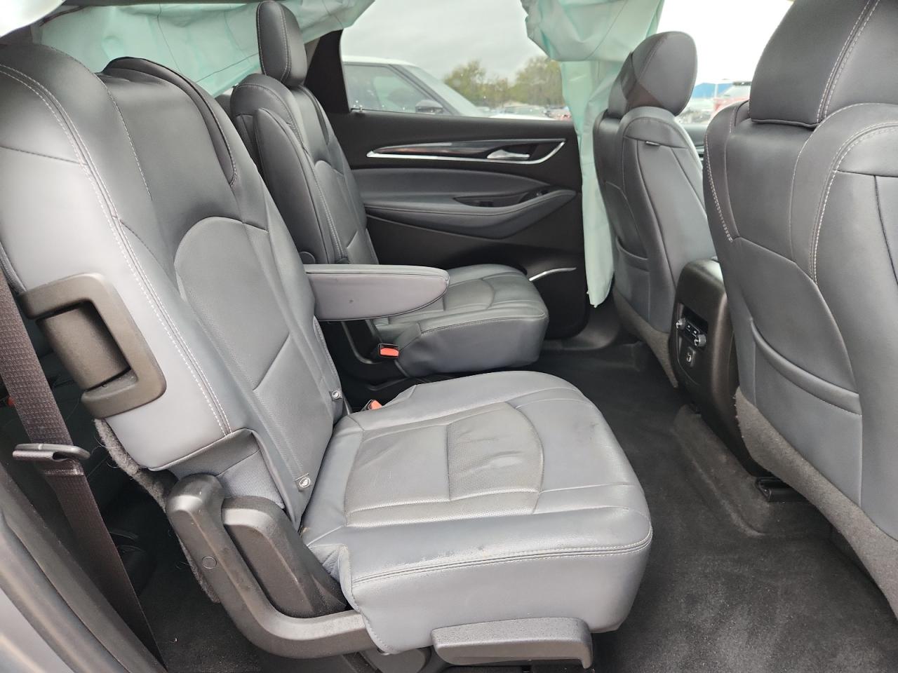 BUICK ENCLAVE ESSENCE