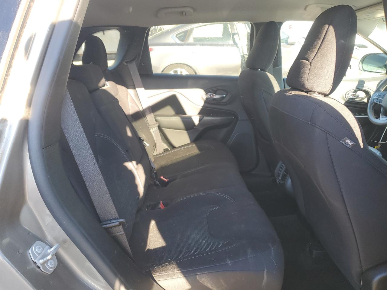 JEEP GRAND CHEROKEE LATITUDE