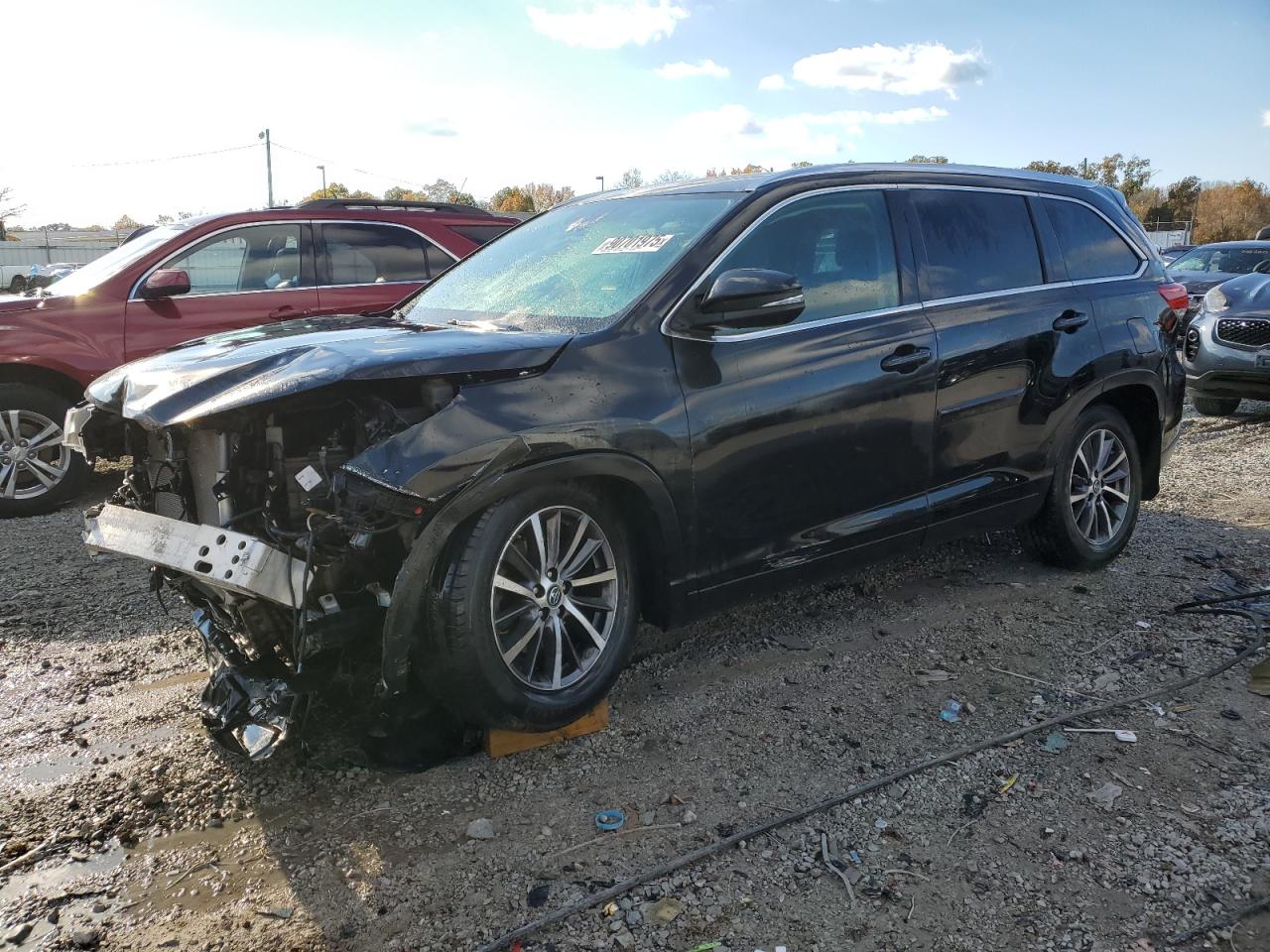 TOYOTA HIGHLANDER SE