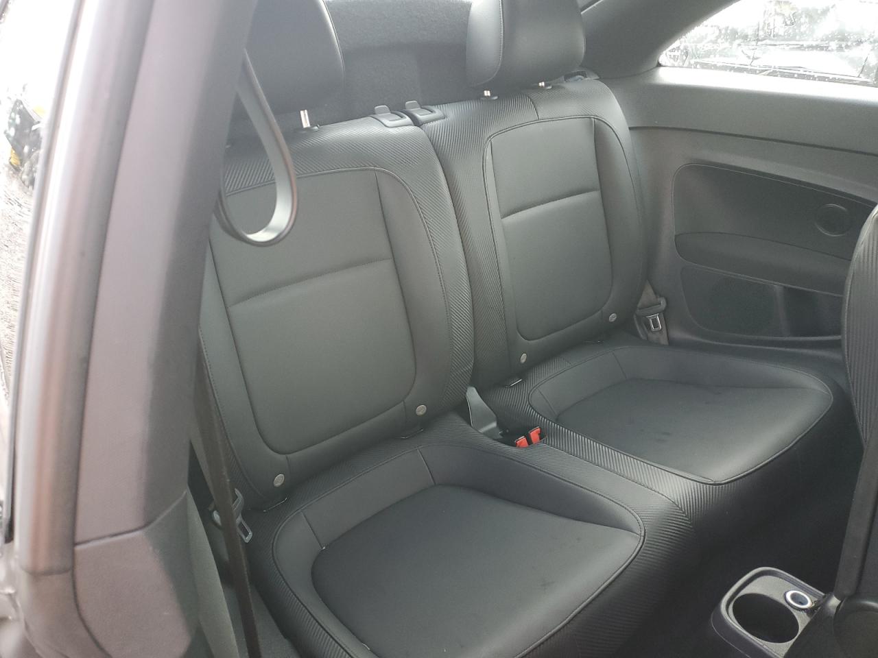 VOLKSWAGEN BEETLE 1.8T