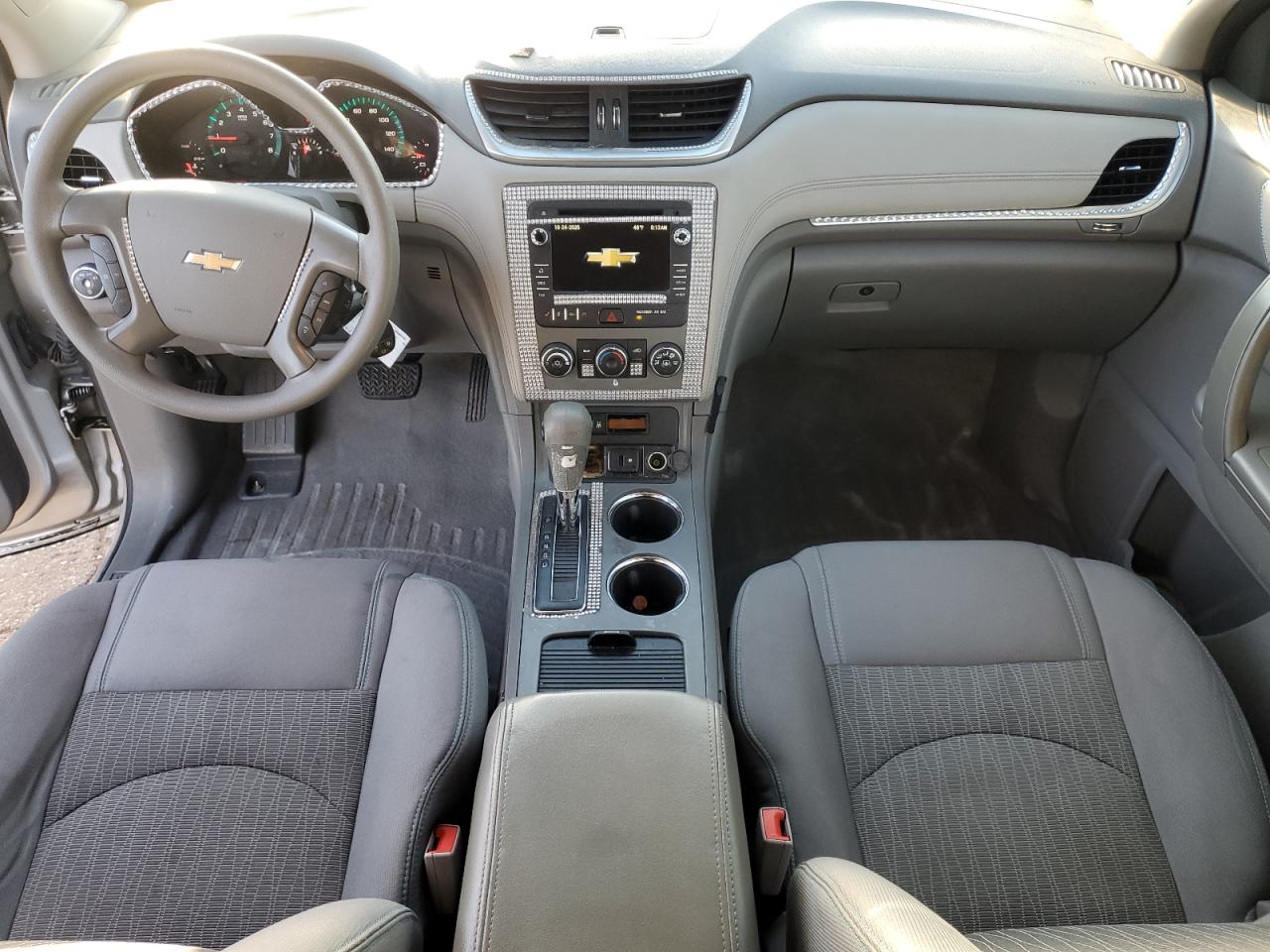 CHEVROLET TRAVERSE LS