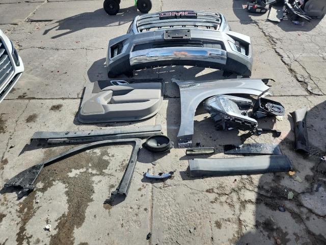 2021 GMC YUKON SLT #3285015959