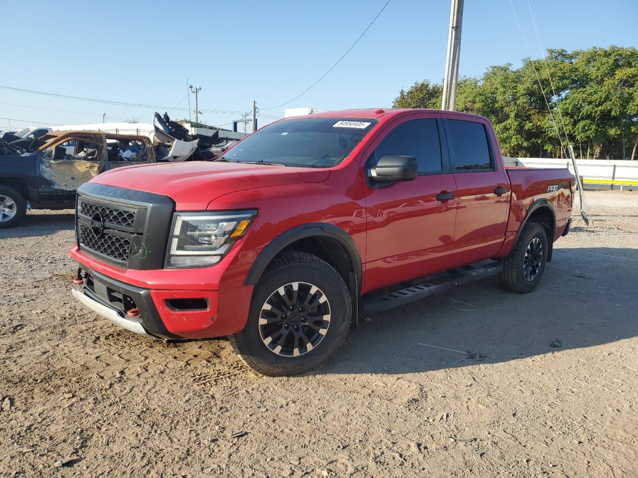 NISSAN TITAN SV