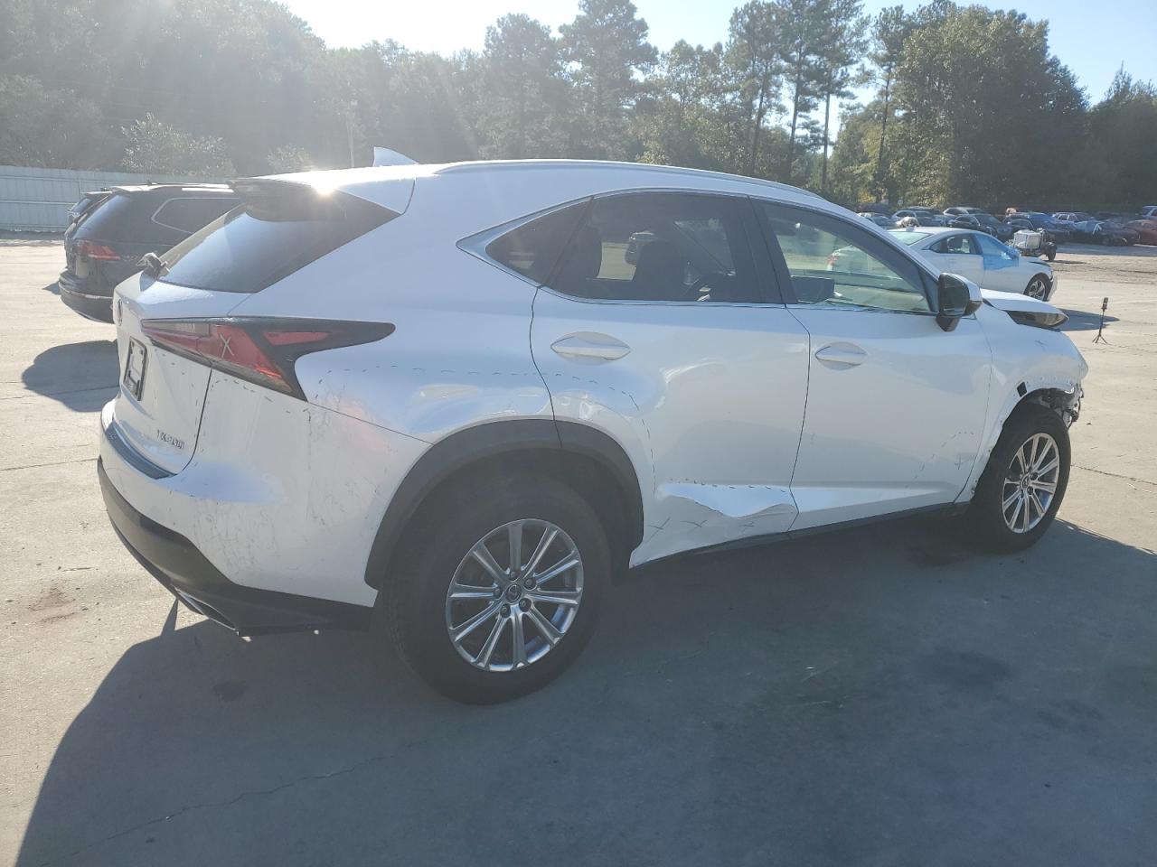 LEXUS NX 300 BASE