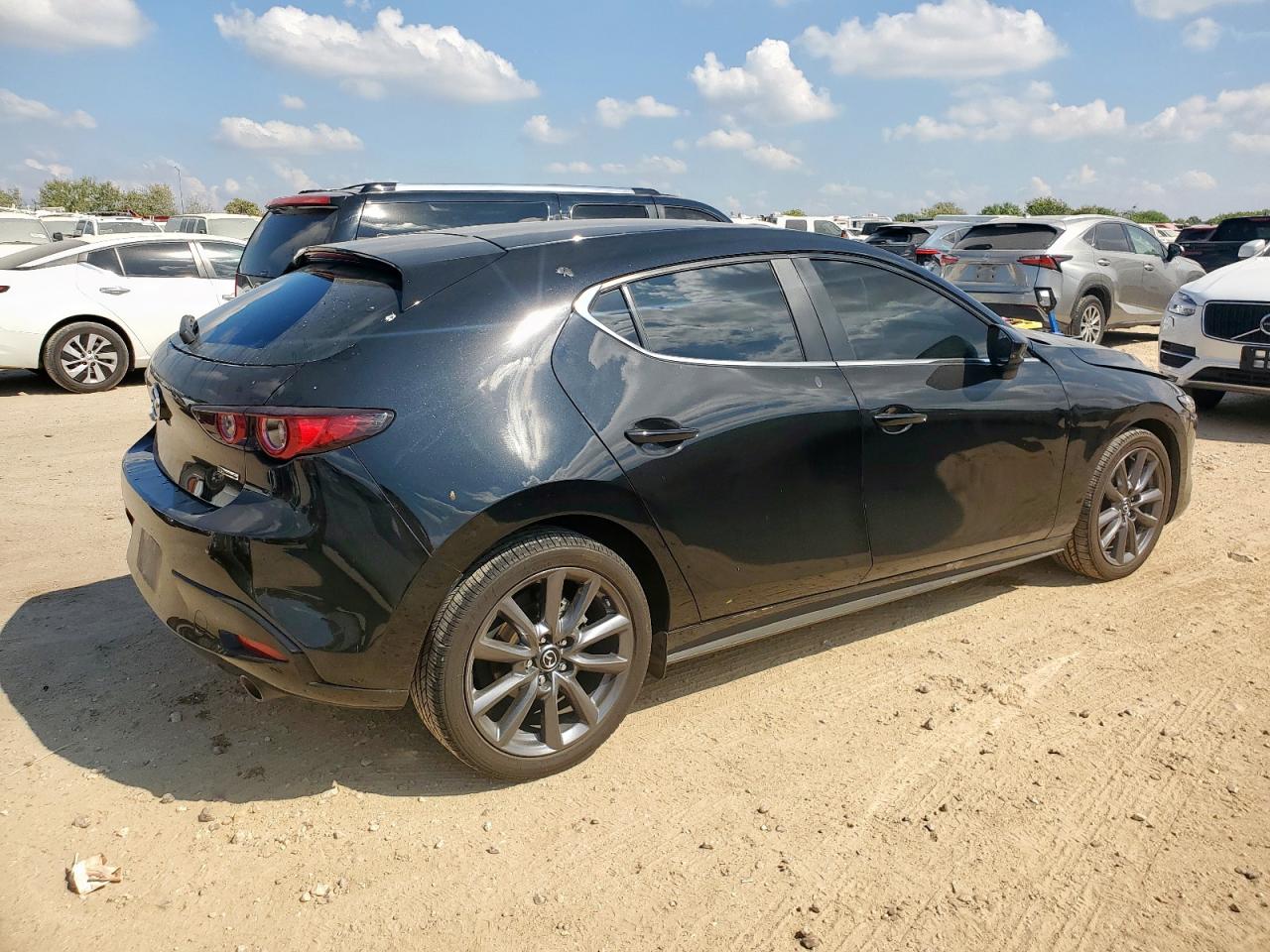 MAZDA 3 PREFERRED