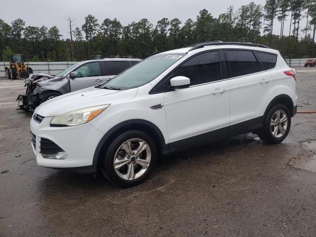 Global Auto Auctions: 2016 FORD ESCAPE SE