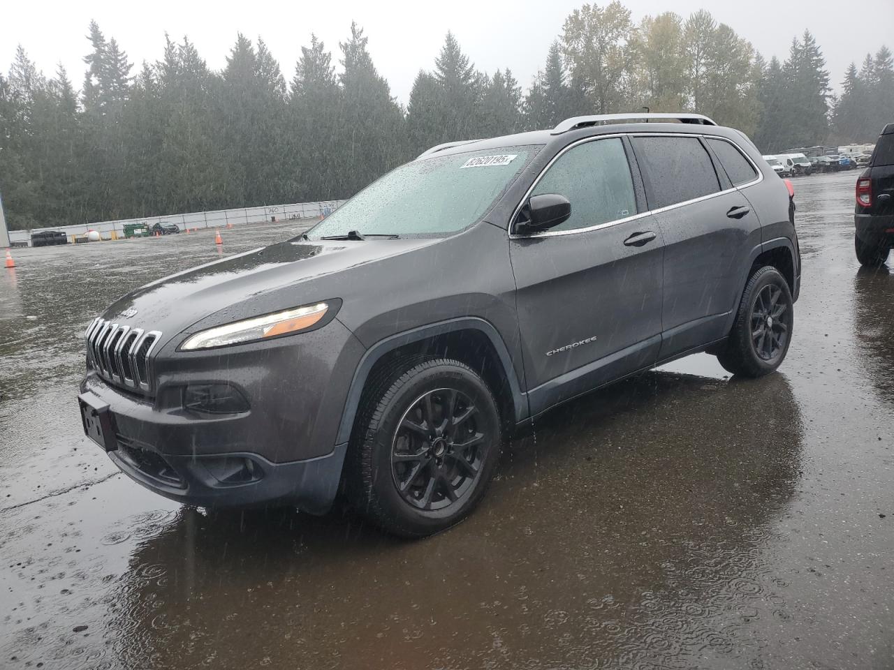 JEEP GRAND CHEROKEE LATITUDE