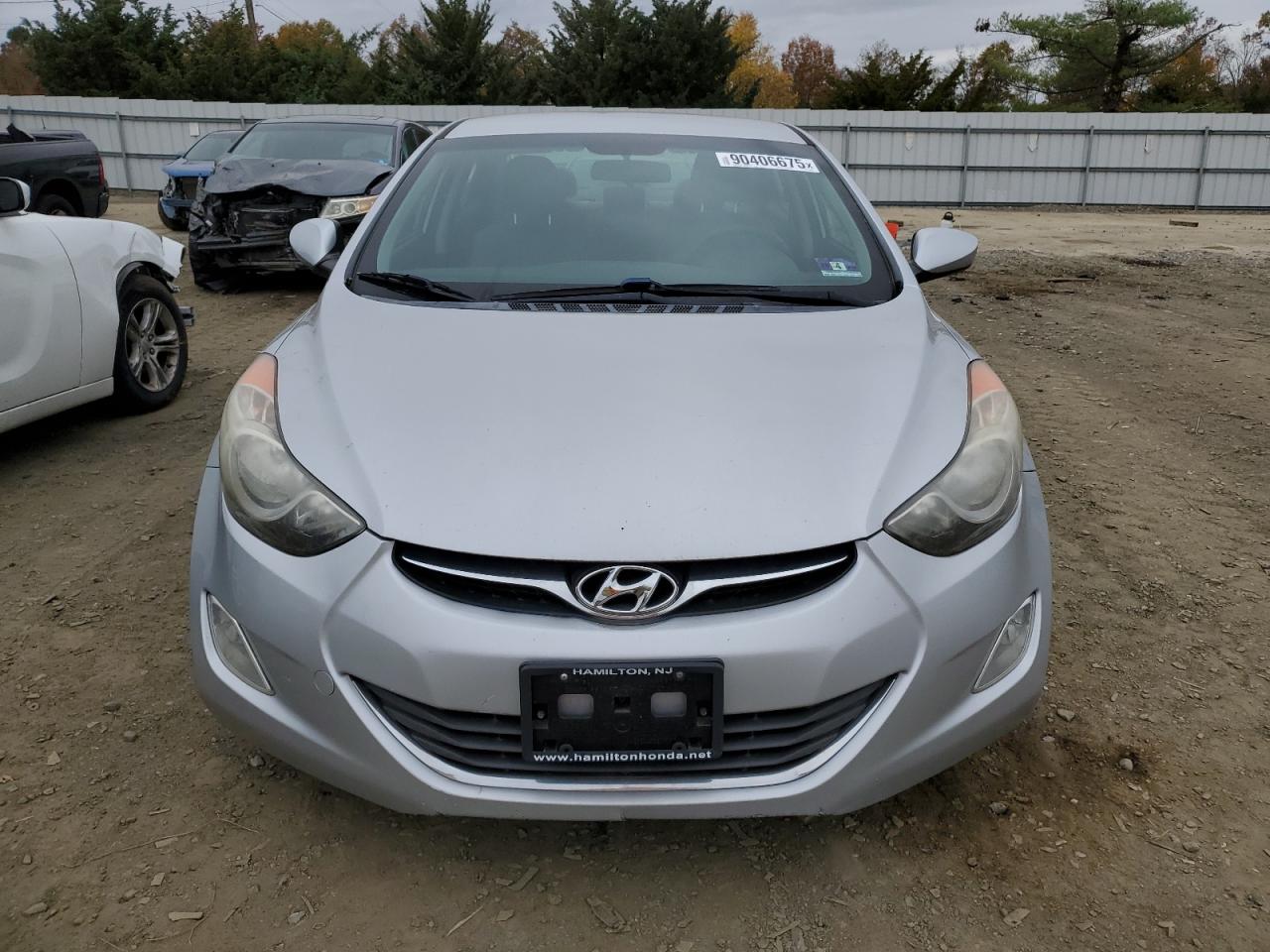 HYUNDAI ELANTRA GLS
