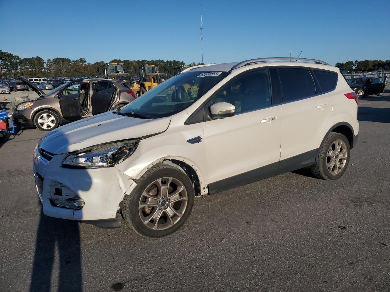 FORD ESCAPE TITANIUM