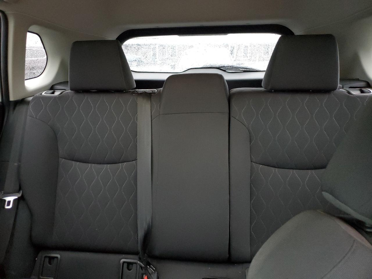 TOYOTA COROLLA CROSS LE